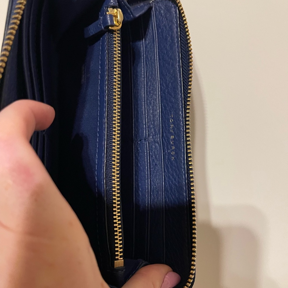 Tory Burch leather wallet - Picture 5 of 8